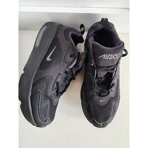 Boys Nike Air Max 200 Triple Black/Anthracite Youth Size 3 Sneakers